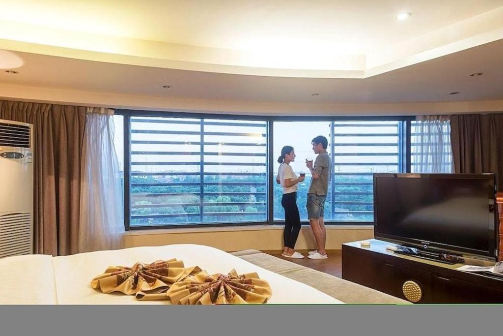 Zhangjiagang Suzhou Phoenix Hotspring Resort מראה חיצוני תמונה