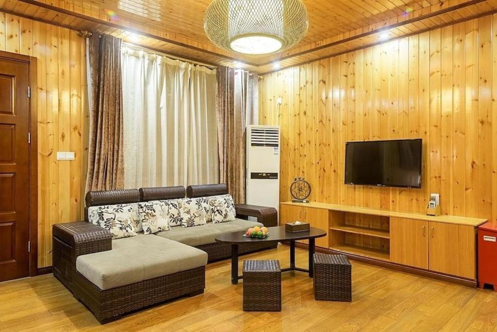 Zhangjiagang Suzhou Phoenix Hotspring Resort מראה חיצוני תמונה