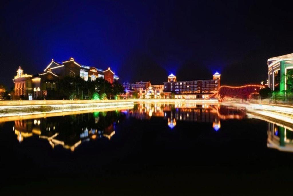 Zhangjiagang Suzhou Phoenix Hotspring Resort מראה חיצוני תמונה