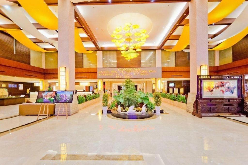 Zhangjiagang Suzhou Phoenix Hotspring Resort מראה חיצוני תמונה