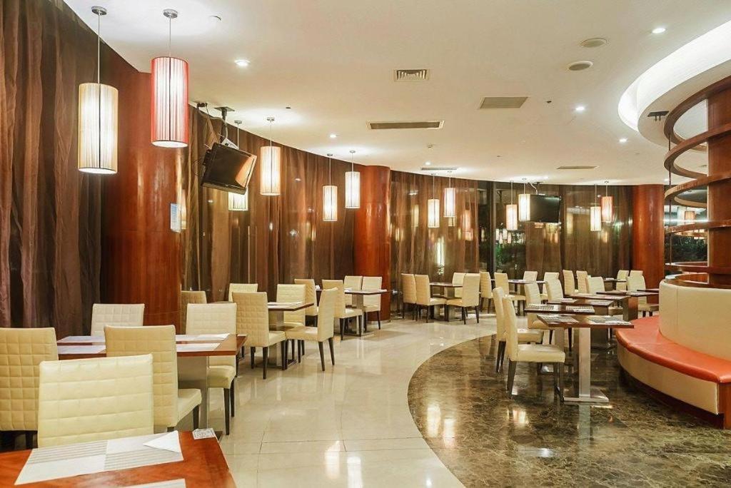 Zhangjiagang Suzhou Phoenix Hotspring Resort מראה חיצוני תמונה