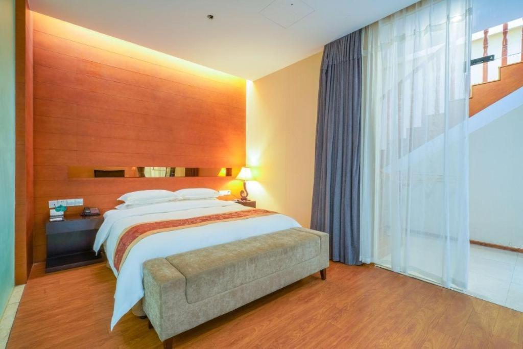 Zhangjiagang Suzhou Phoenix Hotspring Resort מראה חיצוני תמונה