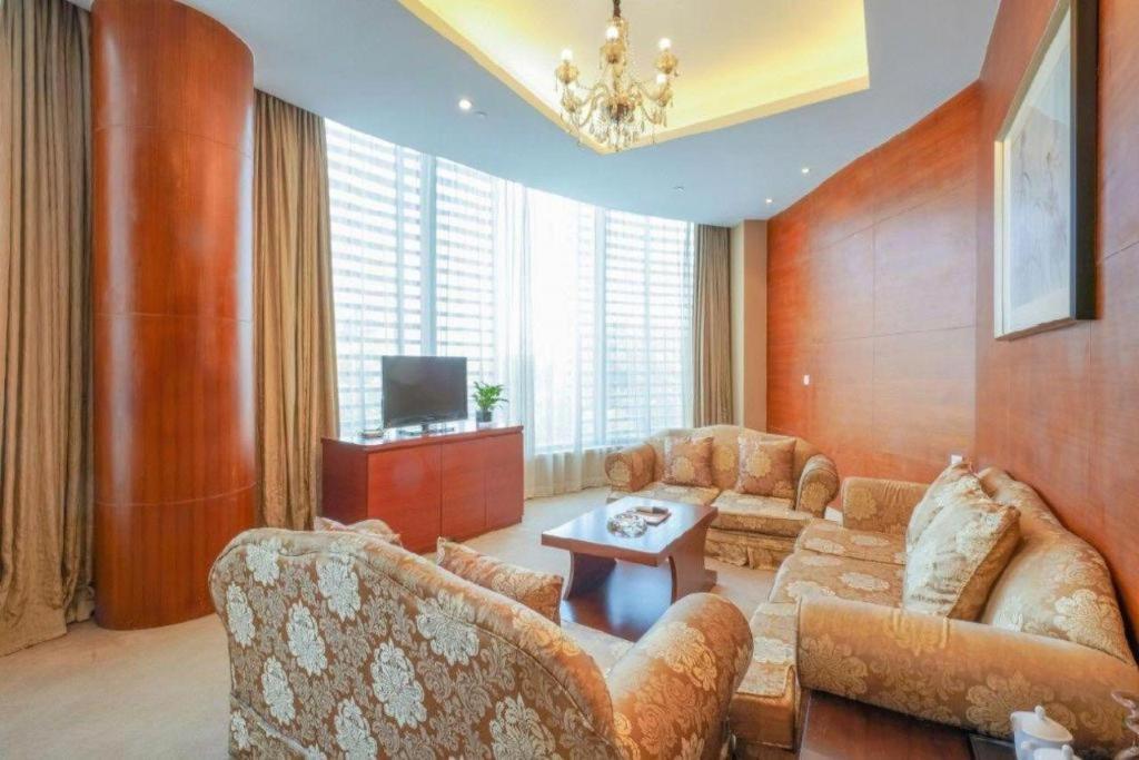 Zhangjiagang Suzhou Phoenix Hotspring Resort מראה חיצוני תמונה