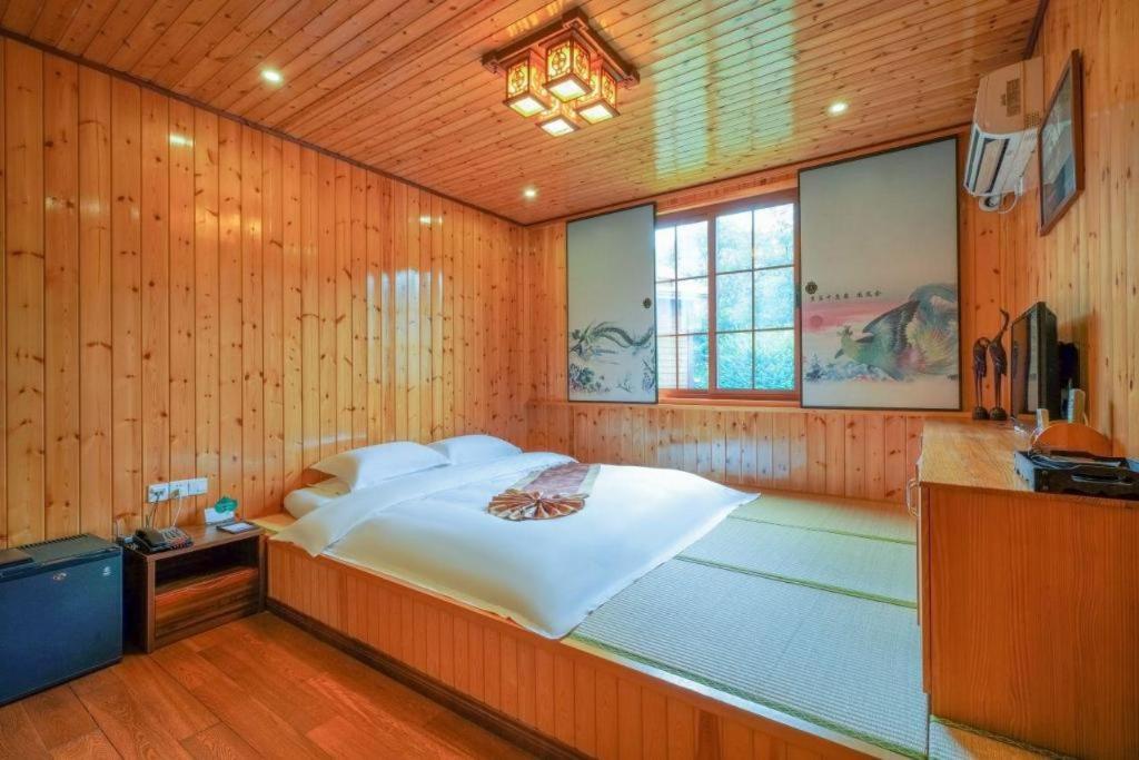 Zhangjiagang Suzhou Phoenix Hotspring Resort מראה חיצוני תמונה