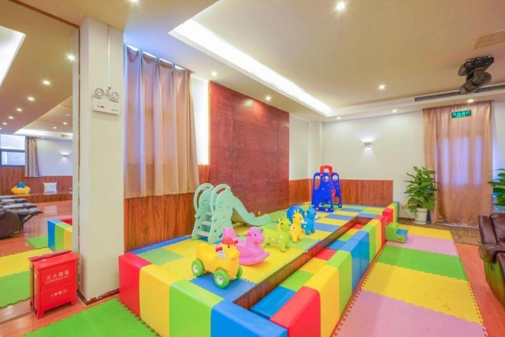 Zhangjiagang Suzhou Phoenix Hotspring Resort מראה חיצוני תמונה