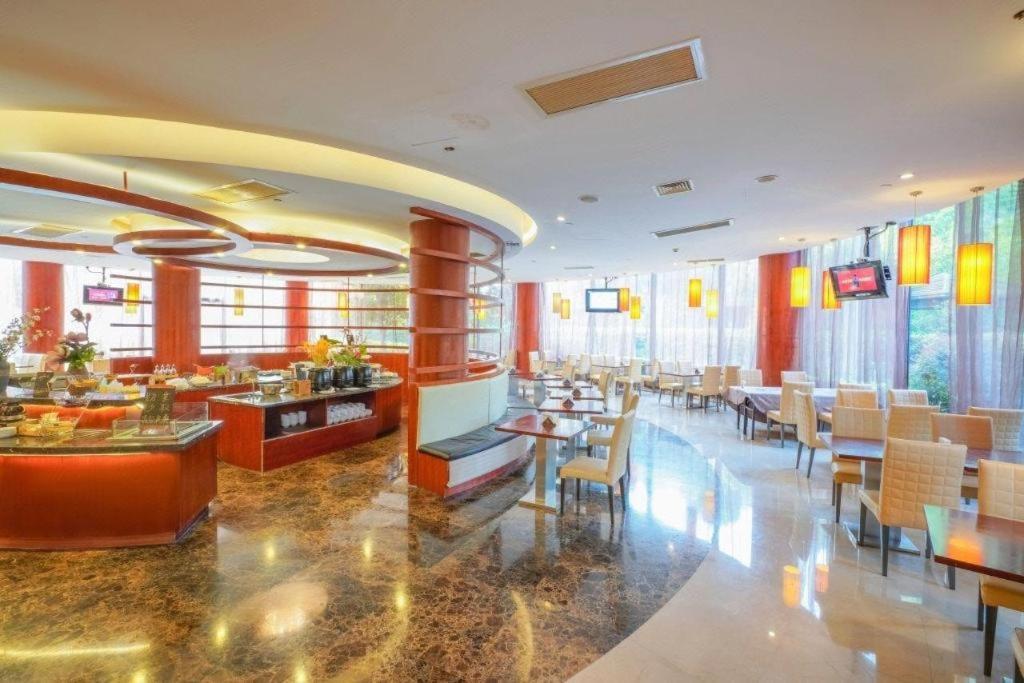 Zhangjiagang Suzhou Phoenix Hotspring Resort מראה חיצוני תמונה