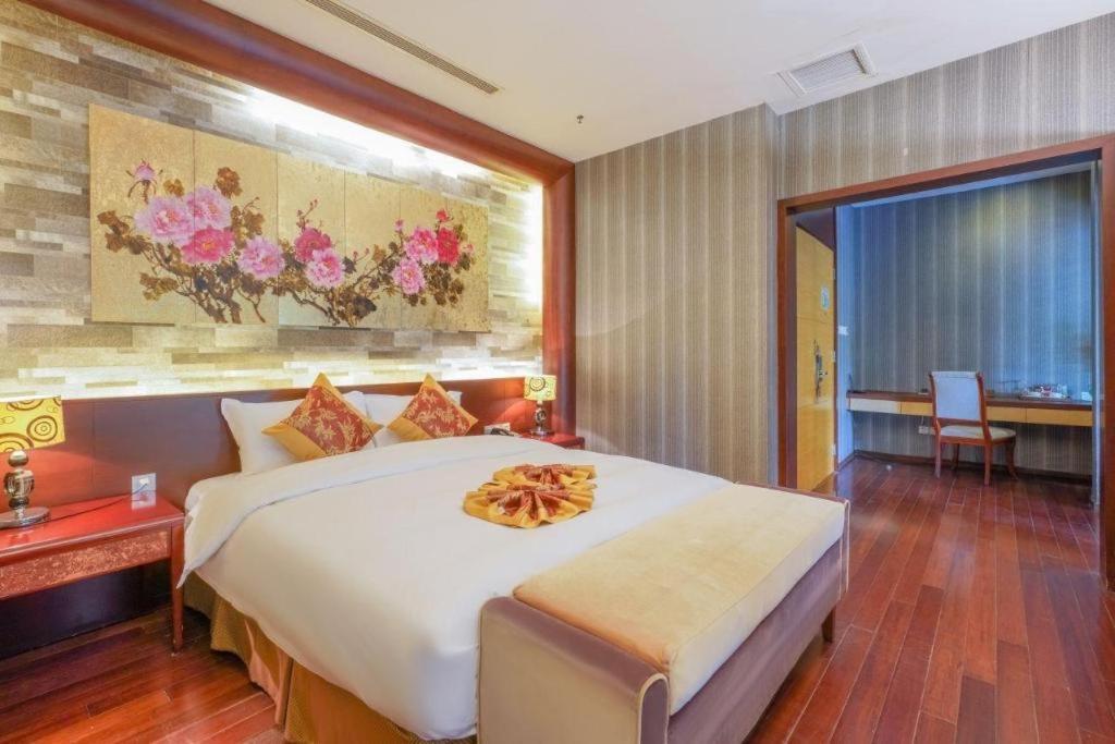 Zhangjiagang Suzhou Phoenix Hotspring Resort מראה חיצוני תמונה
