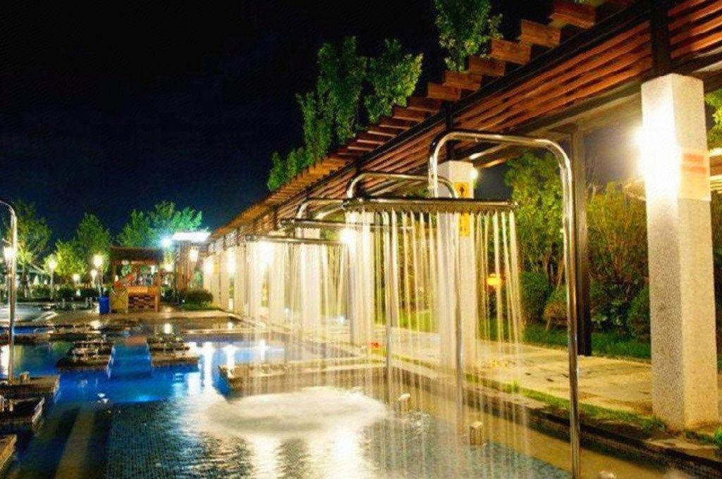 Zhangjiagang Suzhou Phoenix Hotspring Resort מראה חיצוני תמונה