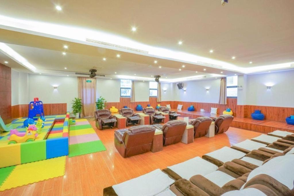 Zhangjiagang Suzhou Phoenix Hotspring Resort מראה חיצוני תמונה